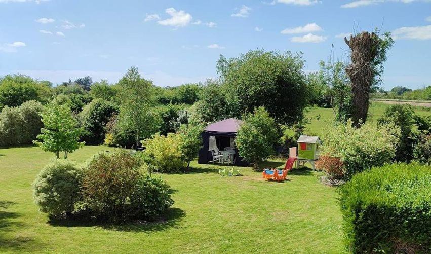 Auberge Aux Marais Montmartin-en-Graignes Экстерьер фото
